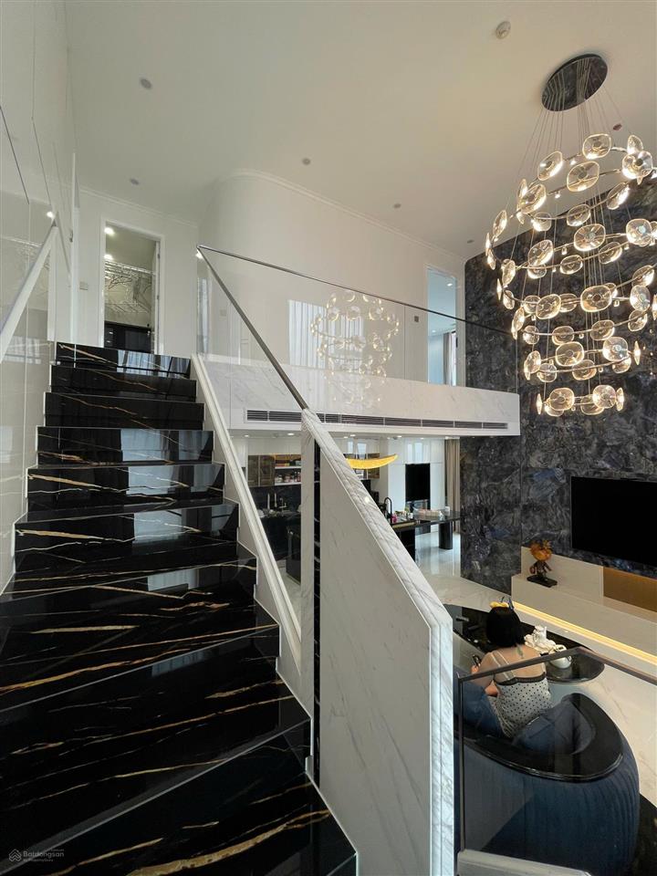 Cho thuê 2 ngủ duplex, 150m2 sử dụng tại tòa landmark ecopark