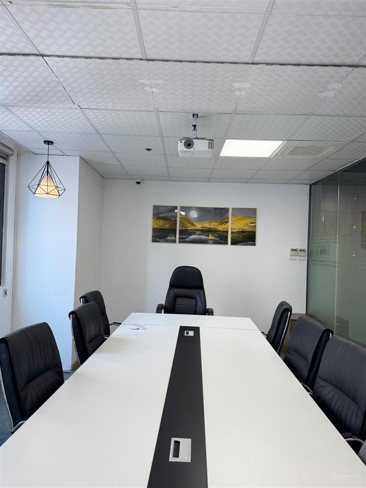 Bán vp tại viwaseen tower, tố hữu, 12,3 tỷ, 212m2, giá tốt, tặng nội thất 1 tỷ, dòng tiền 70m/t