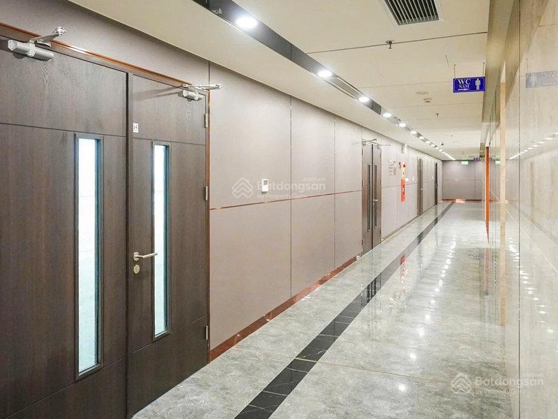 Bán vp tại vinaconex diamond tower, 13,2 tỷ, 233 m2, giá tốt, tặng nội thất 1,2 tỷ, dòng tiền 80m/t