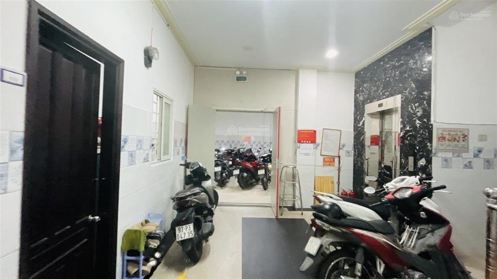 Chdv 32 phòng, thu về 130tr/tháng, 760m2 sàn