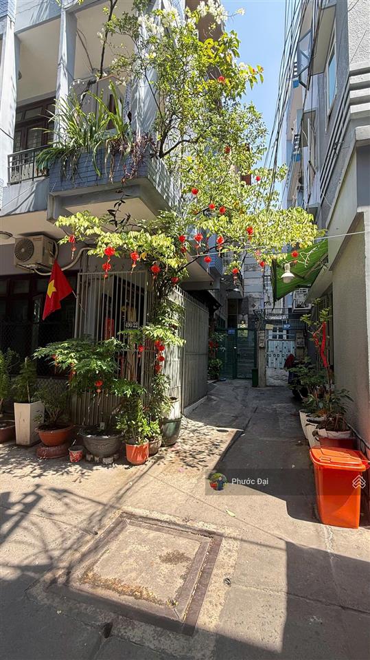 Gấp bán lê văn sỹ q3  67m2( 5.7m x 11.9 x 4 tầng), 11,9 tỷ  quận 3