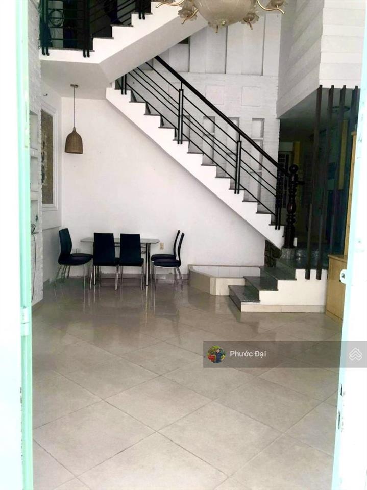 Gấp bán lê văn sỹ q3  67m2( 5.7m x 11.9 x 4 tầng), 11,9 tỷ  quận 3