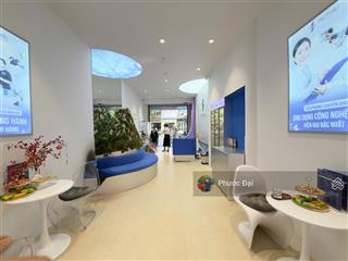 Mặt tiền bàu cát đôi kinh doanh đỉnh 71m2(4x18x3 tầng)