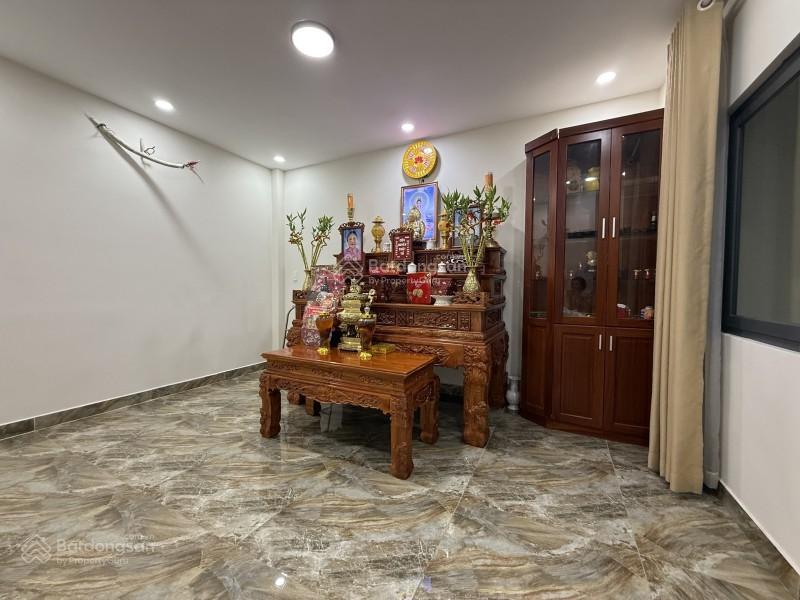 [gấp bán]mặt tiền quách hữu nghiêm, 16 tỷ  4 tầng, 133 m2, phú thạnh, q.tân phú, hcm