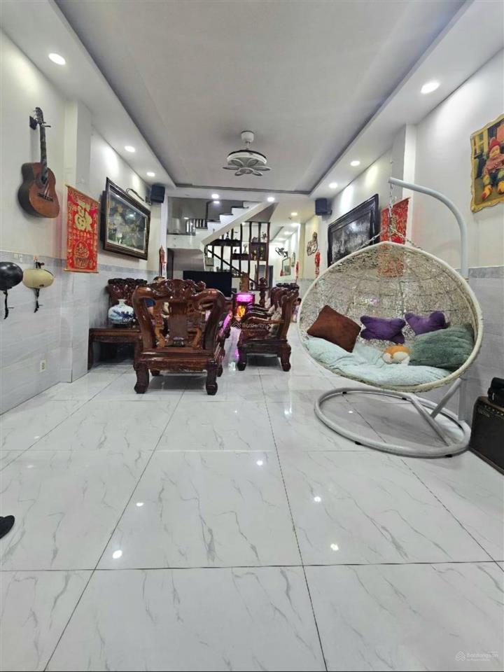 Gấp bán giảm tiếp 500tr  mặt tiền kdoanh nhà mới 4 tầng 80m2 cạnh hòa bình , đầm sen