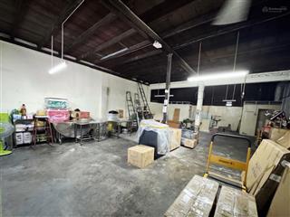 Gấp bán  nhà cũ tiện xây mới 6.5x 15m  cách mặt tiền 1 căn