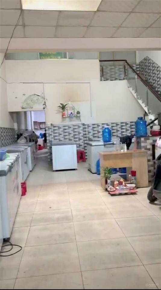 Mặt tiền hẻm nhựa kdoanh 2 tầng 4x 25m  lê văn quới
