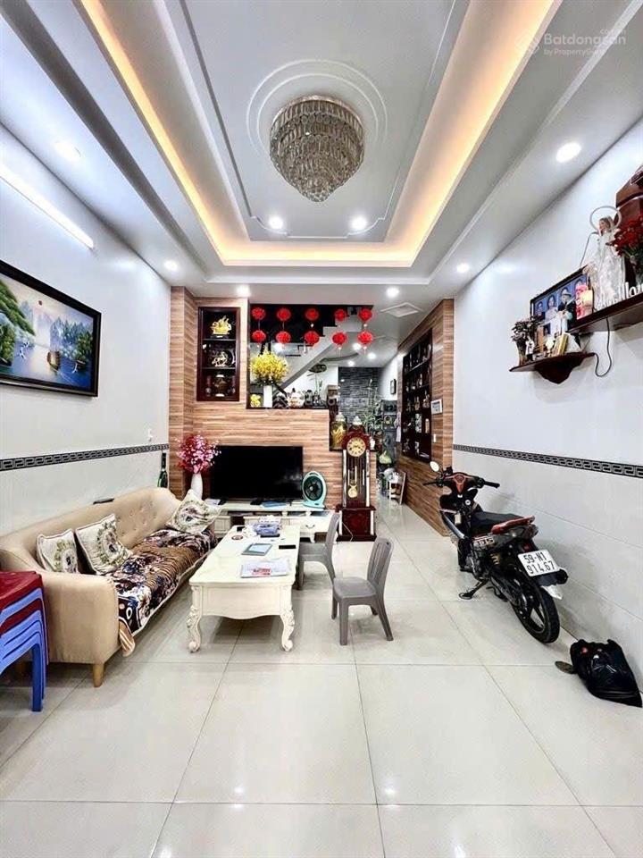 Nhà mới đẹp 5 tầng, khu phân lô 60m2  chỉ 7t