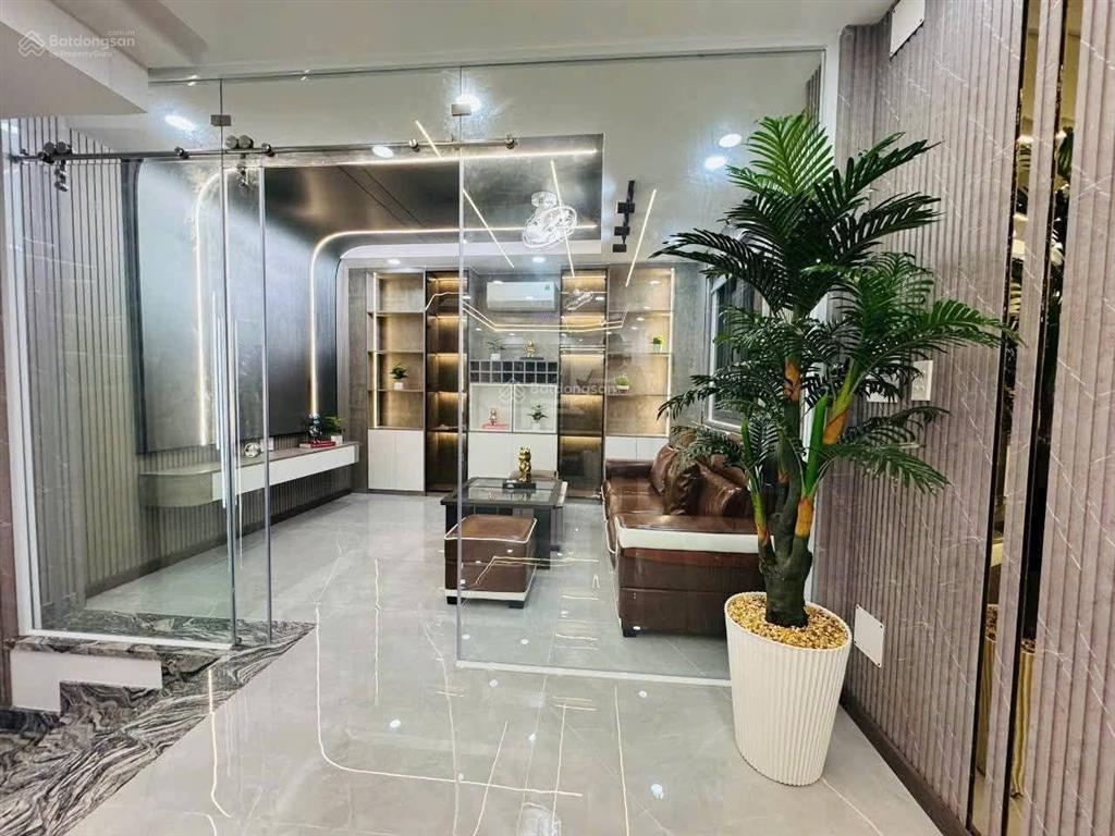 Lô góc nhà mới đẹp 5 tầng 5pn ,full nội thất  khu phân lô