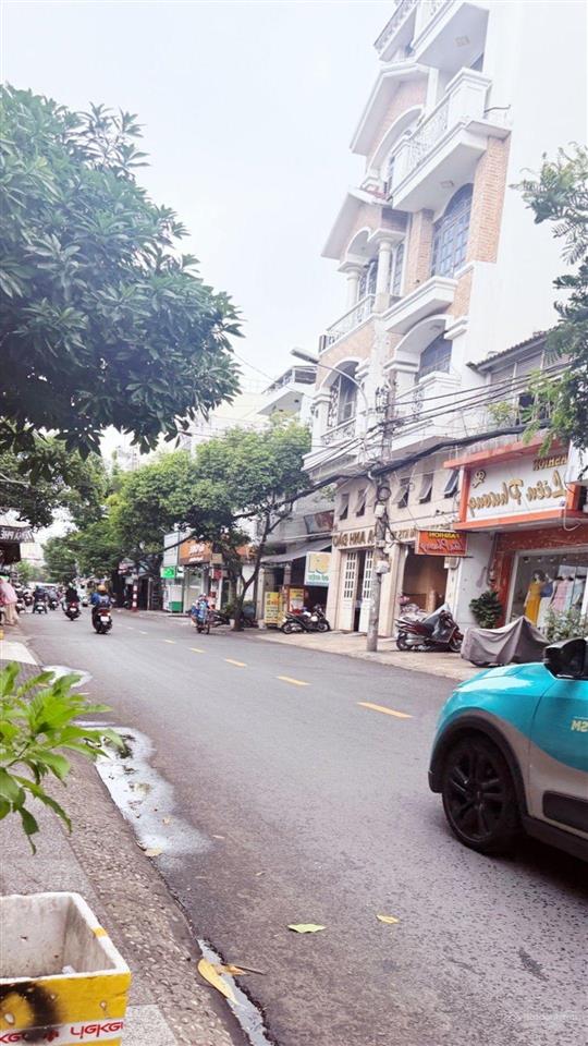 Mặt tiền kdoanh vip tên lửa 4 tầng nhà mới bề ngang 6m
