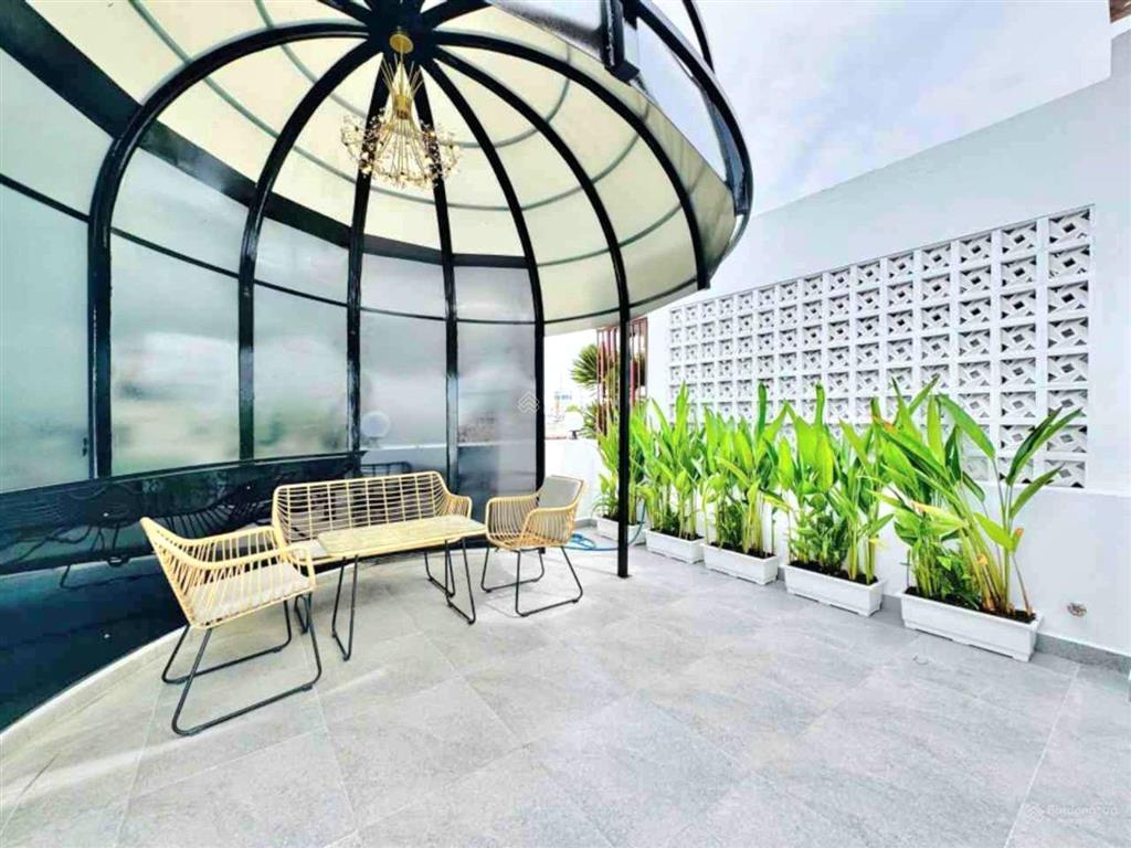 Lô góc nhà mới đẹp 5 tầng 5pn  khu phân lô cạnh tên lửa, q6