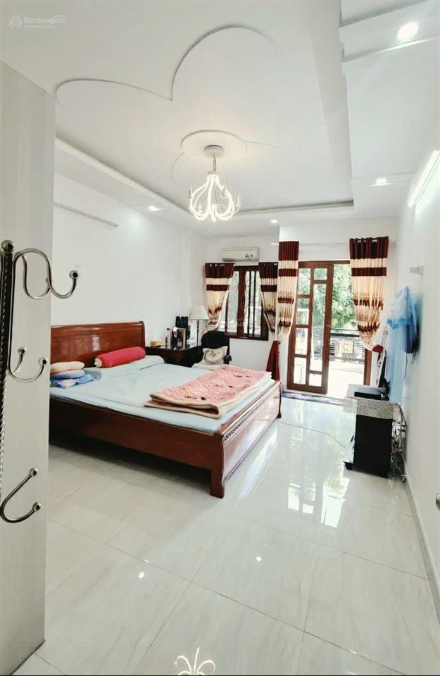 Mặt tiền kinh doanh sầm uất  nhà mới đẹp 4 tầng 80m²  ngay lê văn quới
