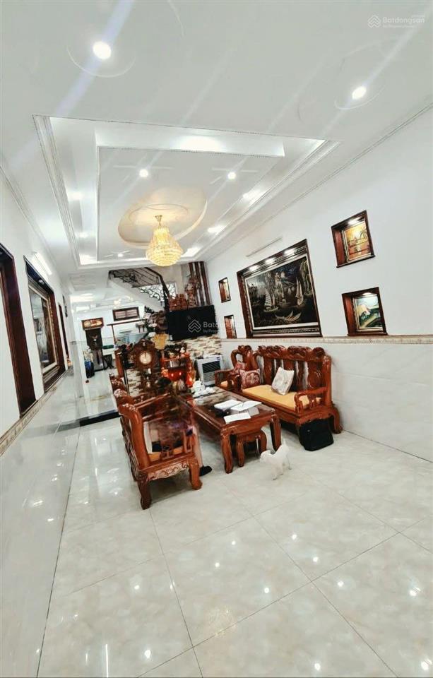 Mặt tiền kinh doanh sầm uất  nhà mới đẹp 4 tầng 80m²  ngay lê văn quới