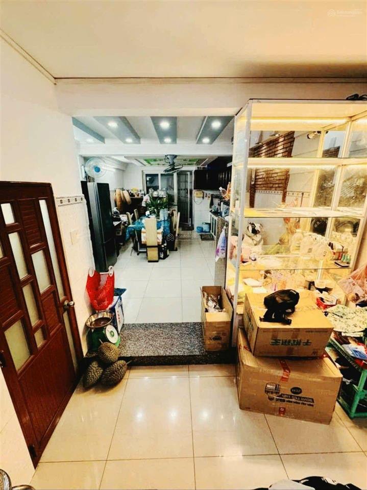 Siu mặt tiền nhà đẹp, giá tốt  4 tầng 4.2x19m, ngay phố nguyễn sơn, lũy bán bích