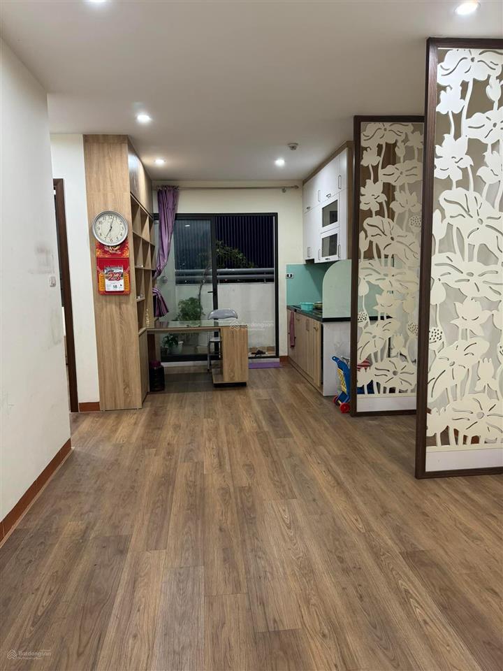 Bán chcc hồng hà  89 thịnh liệt  hoàng mai. dt 62 m2. 2pn + 2wc. giá 4,7 tỷ.  0964 835 ***