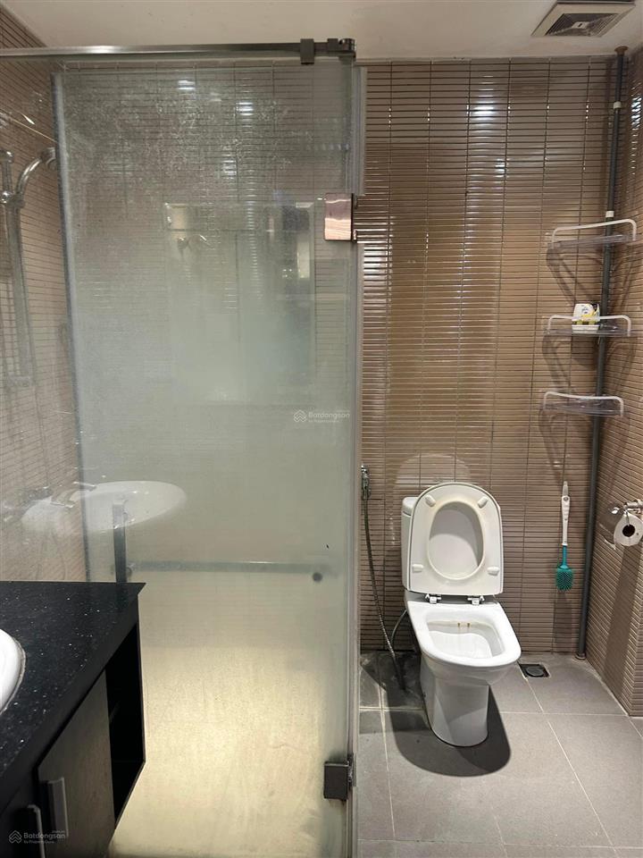 Bán chcc 151a nguyễn đức cảnh  hm. dt 86m2 2pn + 2wc. giá 5,55 tỷ có tl.  0964 835 ***
