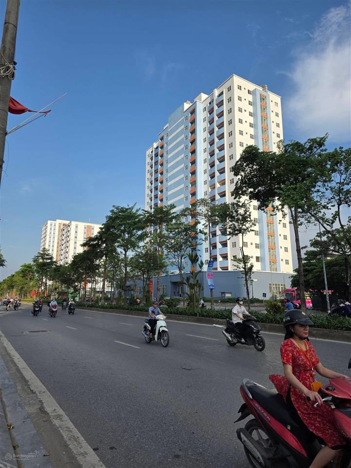 Bán nhanh căn hộ đền lừ 3. tòa ct1. dt 50m2. gồm 2 ngủ 1 vệ sinh. giá 3,4 tỷ có thương lượng