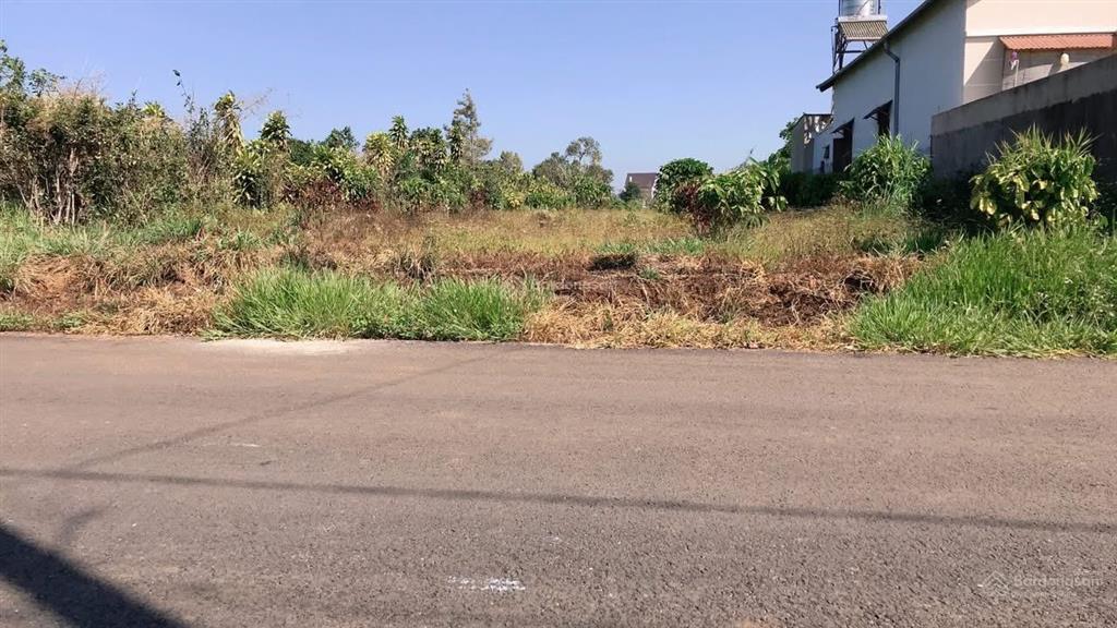 Bán đất tại lê phụng hiểu, 4,5 tỷ, 689 m2 ngang 15m dài 45m toàn bộ đất ở odt, pháp lý đầy đủ