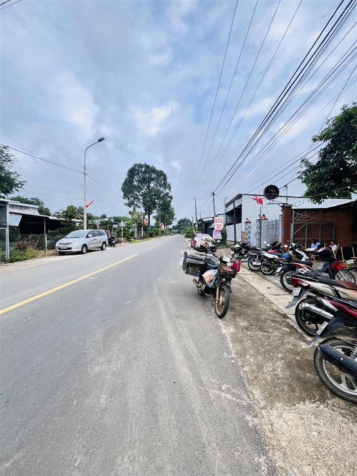 Bán gấp nhà vườn mặt tiền kinh doanh đường tà lài  tân phú  đồng nai