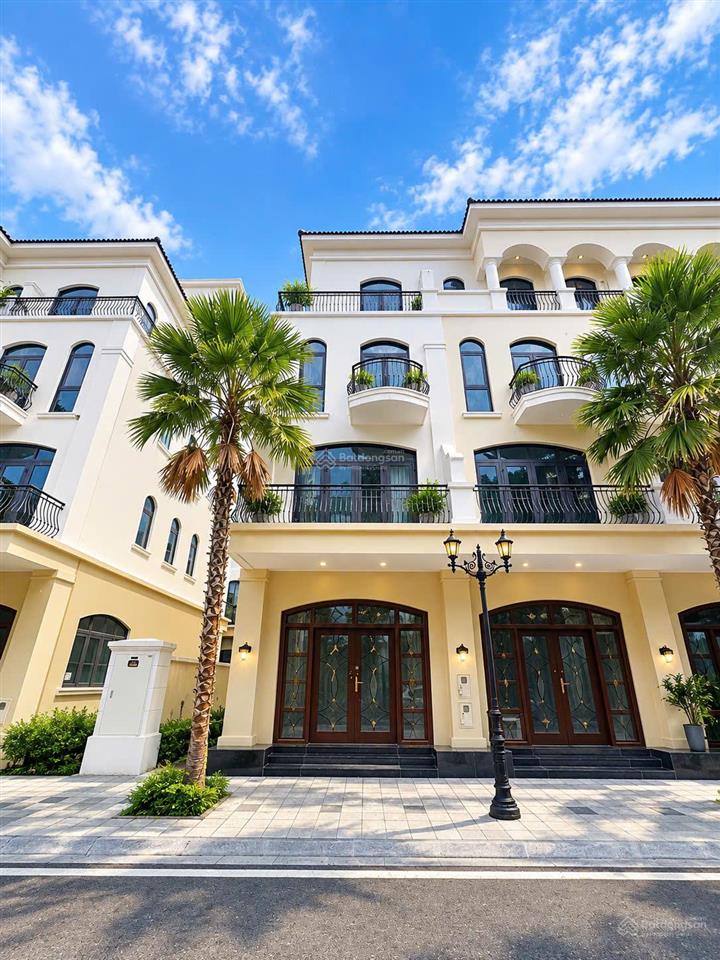 Xẻ khe 98m2 giá chỉ 9.9 tỉ bao phí tại ocean park 2  giá không còn gì để chê