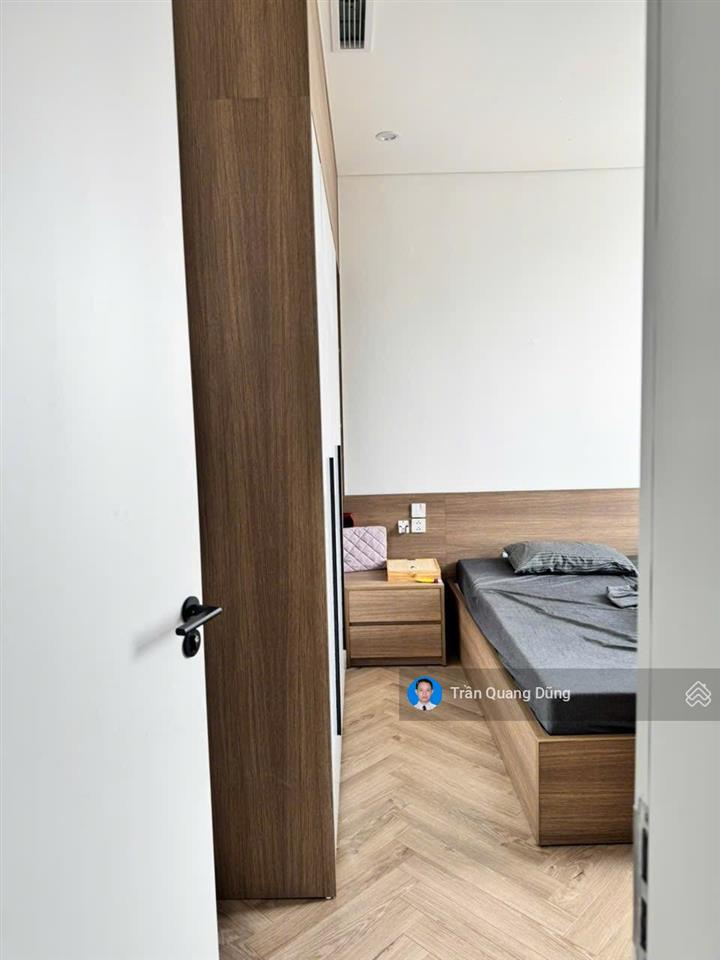 Bán căn hộ chung cư tòa mhd trung văn, lô góc 136m2, 3 pn, tầng cao. giá thoả thuận
