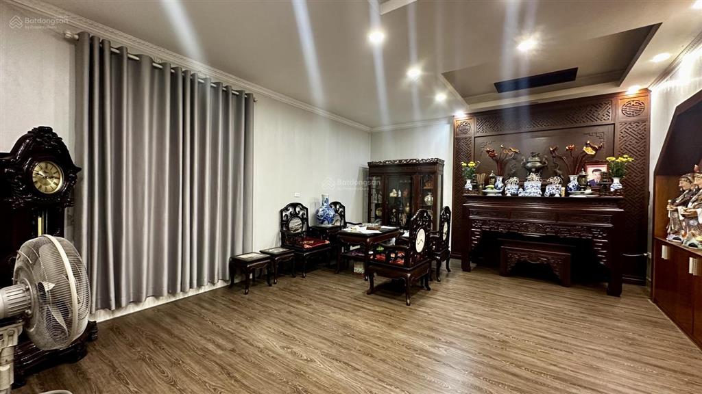 Bán nhà xuân đỉnh 156m2, mặt tiền 9m, giá thoả thuận