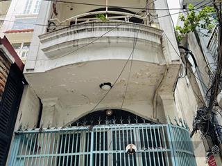 Bán gấp nhà cmt8, 32m2, chỉ 3.xx