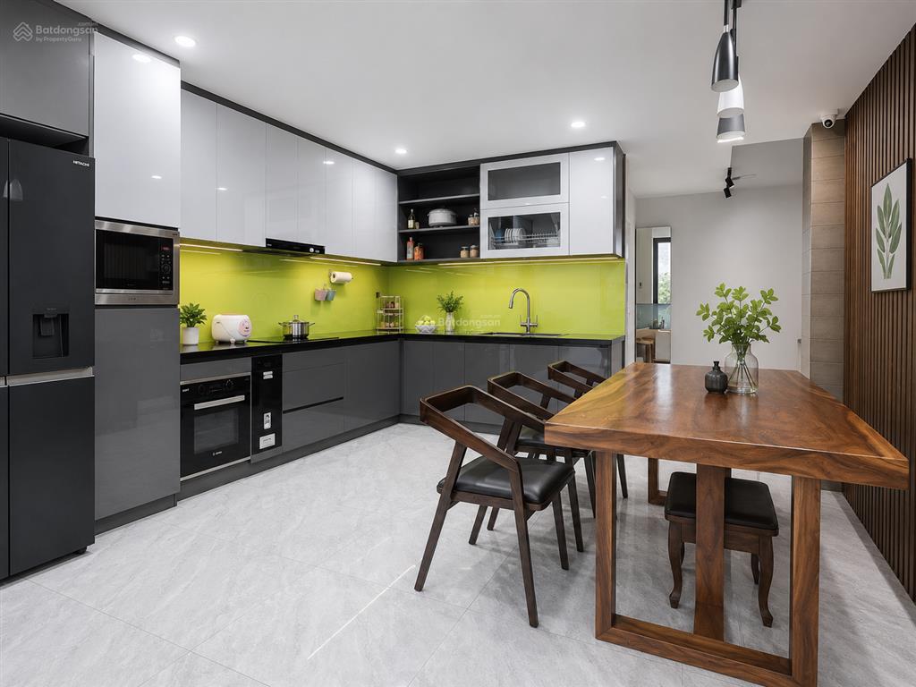 Hxh âu cơ  50m2 hoàn công hết  5 tầng  tặng full nội thất  chủ bán giải quyết công việc chỉ 9x