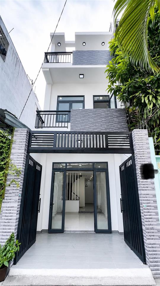 Nhà mặt tiền p.12  dt khủng 62m2 3 tầng hoàn công  ga metro nguyễn hồng đào  chủ ngộp chỉ 10.9tỷ