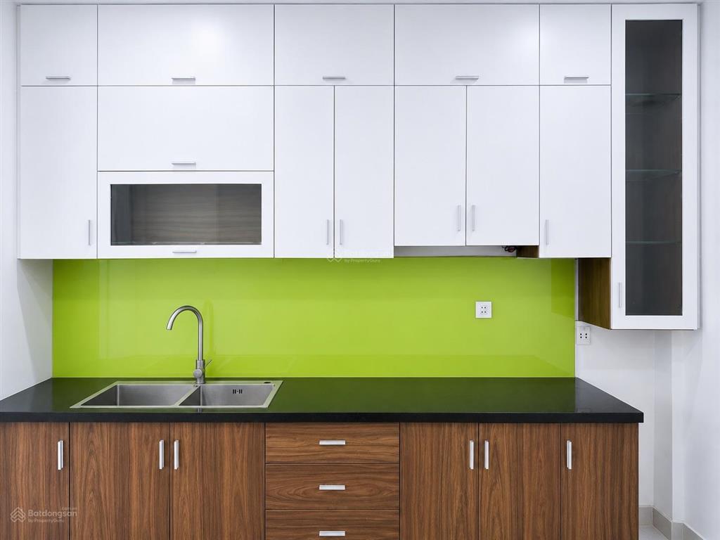 Nhà mặt tiền p.12  dt khủng 62m2 3 tầng hoàn công  ga metro nguyễn hồng đào  chủ ngộp chỉ 10.9tỷ