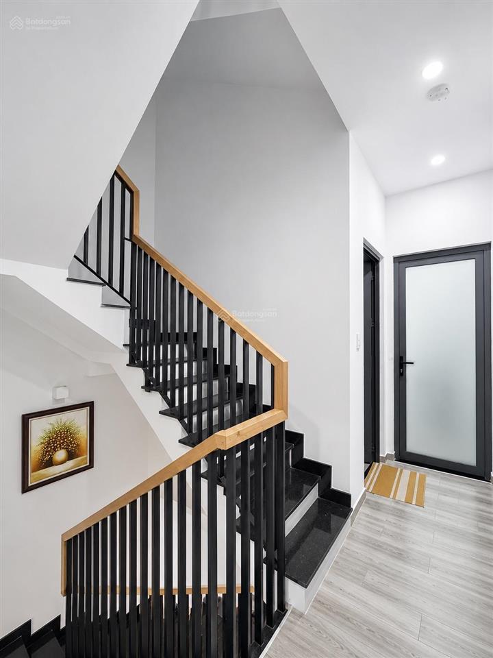 Giáp phú nhuận  52.5m2  7.6tỷ bùi thị xuân  4 tầng tặng hết nội thất  4x13m  thương lượng tốt