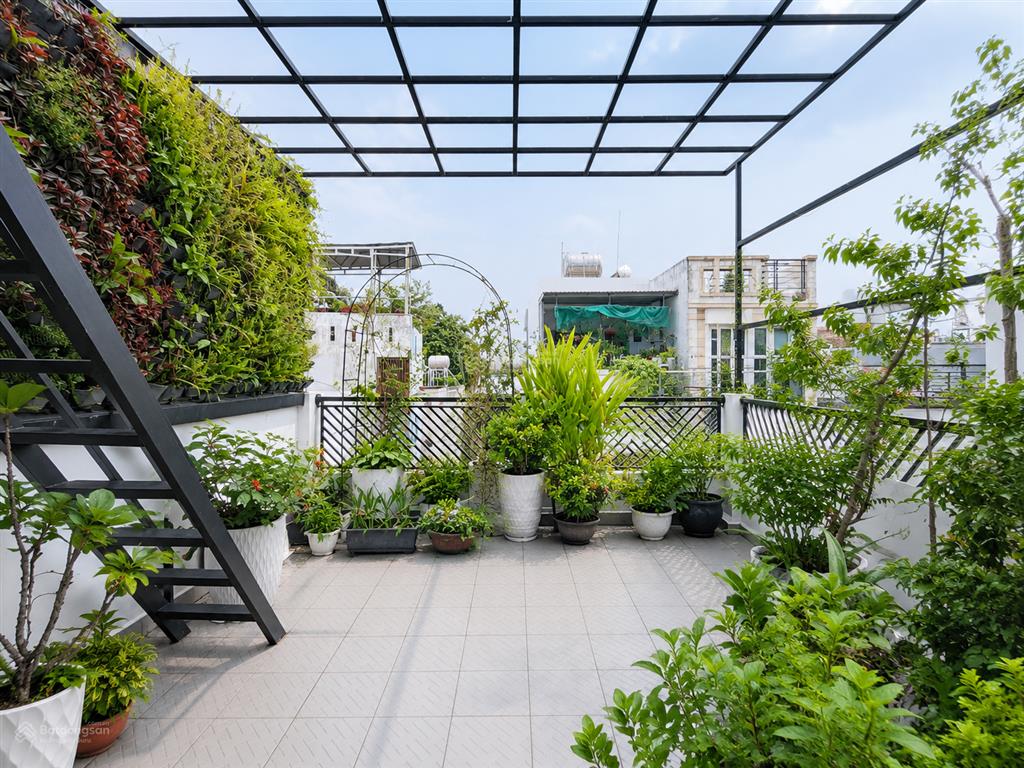 Giáp phú nhuận  52.5m2  7.6tỷ bùi thị xuân  4 tầng tặng hết nội thất  4x13m  thương lượng tốt