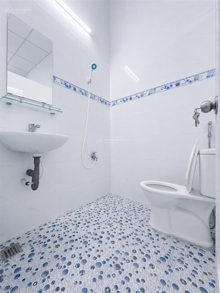 Kế bên phú thọ dt khủng 40m2 4.8tỷ  trước nhà 4 mét  tiện xây chdv  1 căn ra hẻm xe tải thông