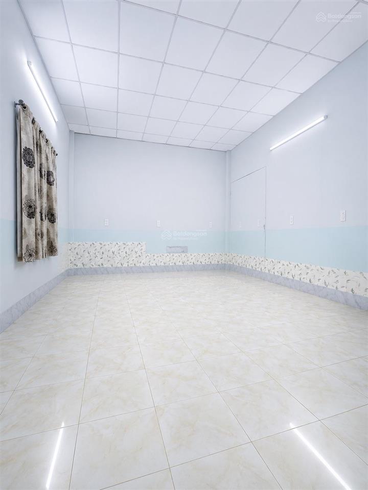 Kế bên phú thọ dt khủng 40m2 4.8tỷ  trước nhà 4 mét  tiện xây chdv  1 căn ra hẻm xe tải thông