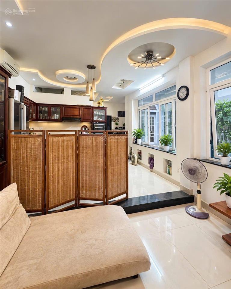 Dt khủng 102m2  phạm văn hai 10.99tỷ  5pn  4 tầng hoàn công  sổ nở hậu  bank định giá 12,5 tỷ