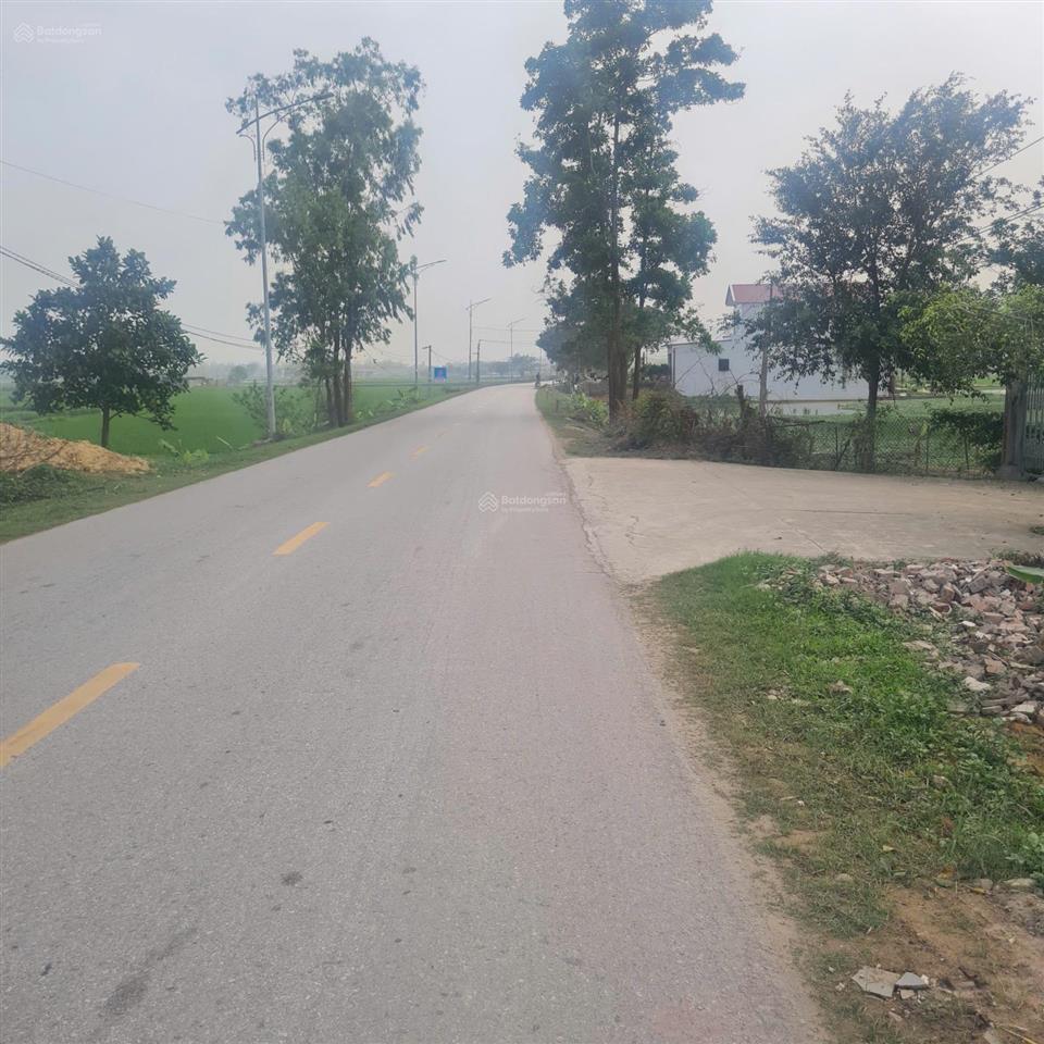 Bán đất đấu giá xuân phú, yên dũng, bắc giang  90m2  mt 5m. đường 32m giá 4 tỷ