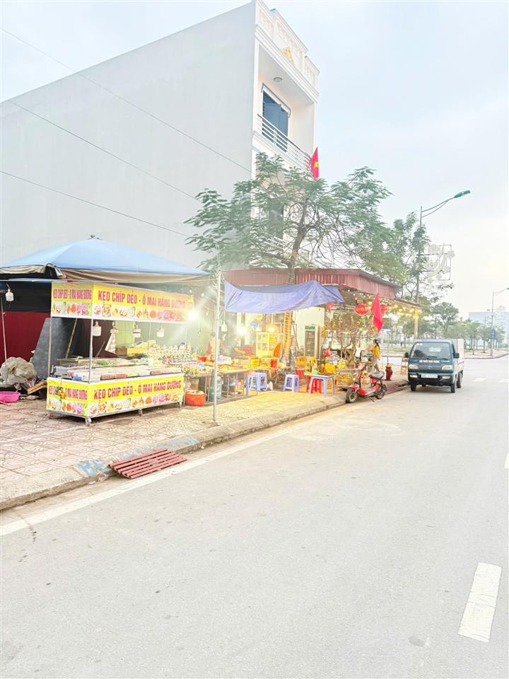Bán đất kđt gwin yên dũng, bắc giang . dt 120m2  mt 5m. đường 24m, kinh doanh bất chấp. giá 4,4 tỷ