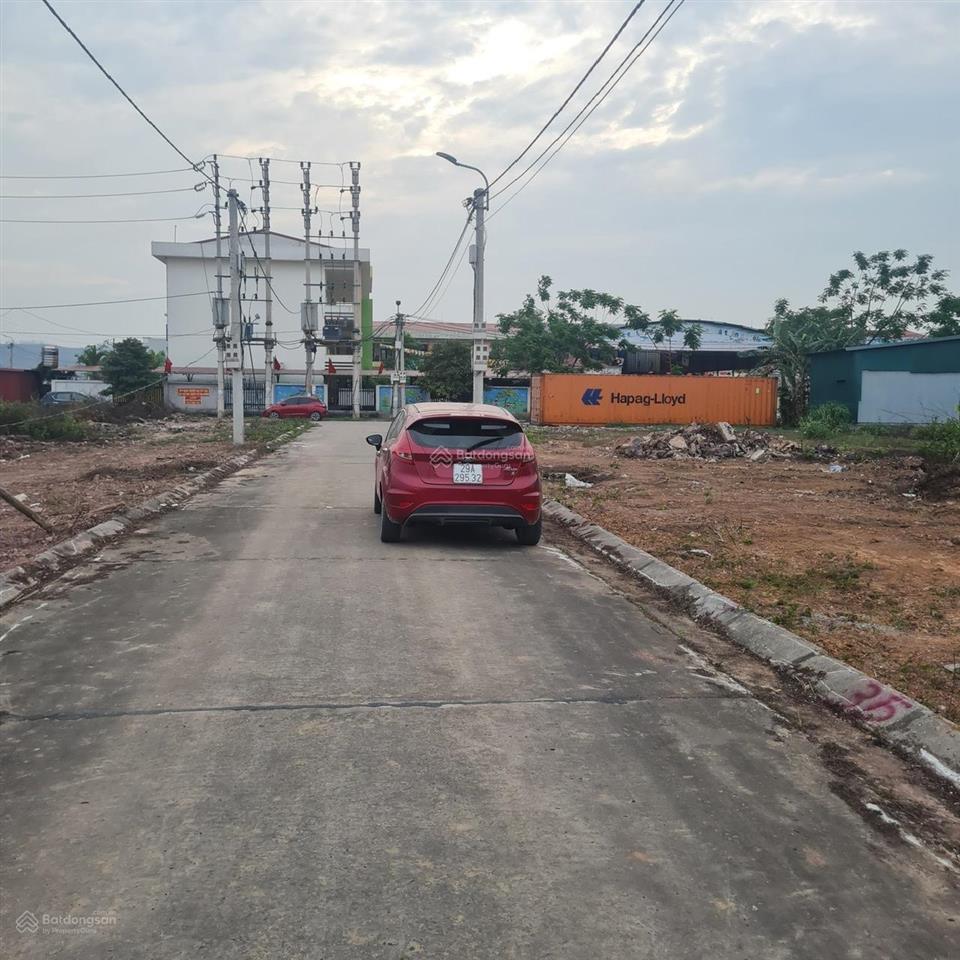 Bán đất khu đô thị dịch vụ nội hoàng, yên dũng, bắc giang. 72m2, mt 4,5m. đường 12m. giá 2,5 tỷ