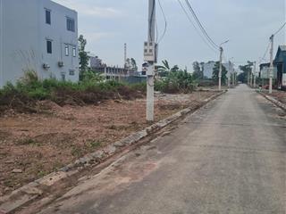 Bán đất khu đô thị dịch vụ nội hoàng, yên dũng, bắc giang. 72m2, mt 4,5m. đường 12m. giá 2,6 tỷ