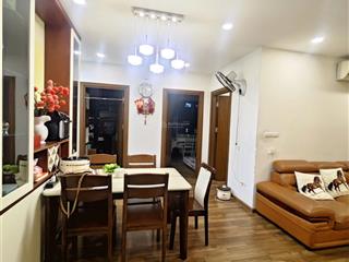 Căn hộ goldmark city 94m2 3 ngủ 2 wc. căn góc. tầng cao. giá 8 tỷ hơn. có slot ô tô.  0989 388 ***