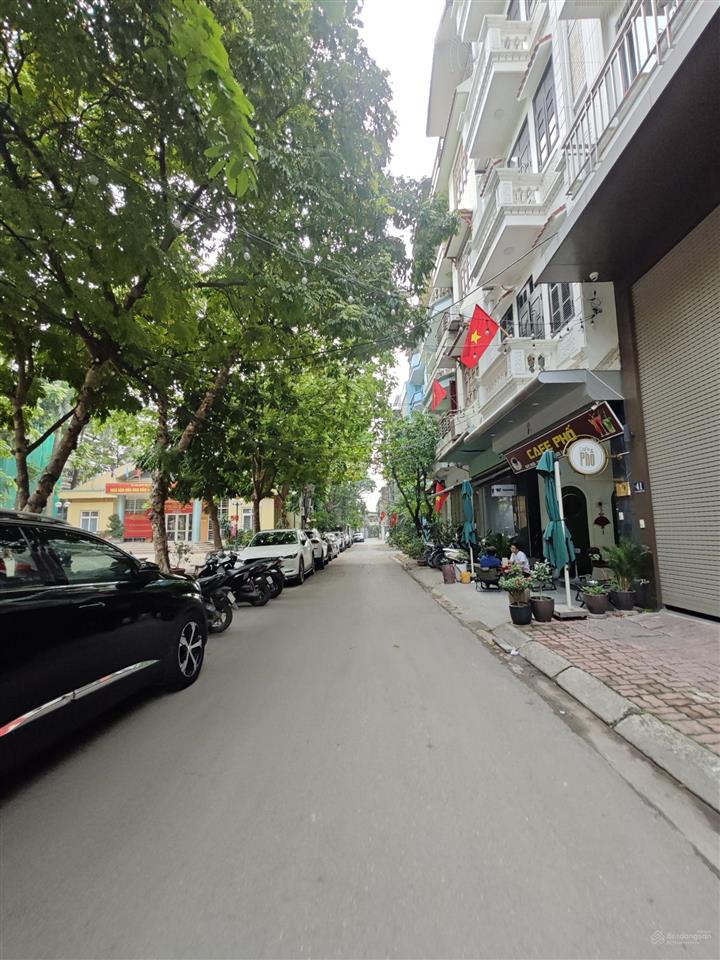 Ngụy như kon tum phân lô ô tô tránh vỉa hè ngõ thông. 2 thoáng. kinh doanh. diện tích 55m2 mt 4.6m