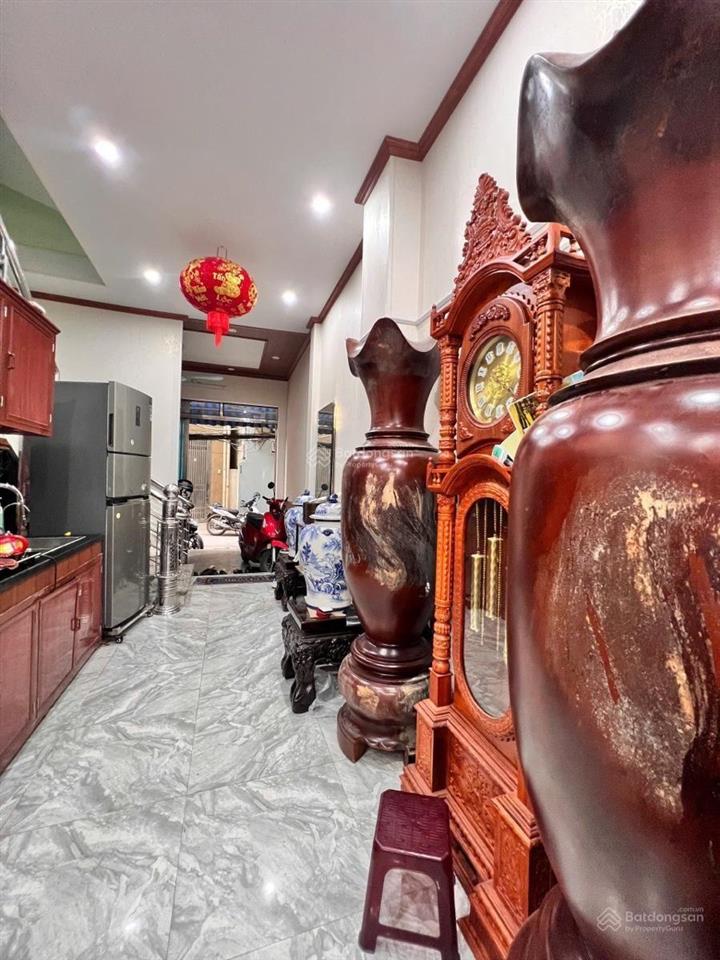Trung văn gấp gấp. diện tích 48m2 x 5 tầng. ngõ thông. ô tô vào nhà. giá 10,5 tỷ