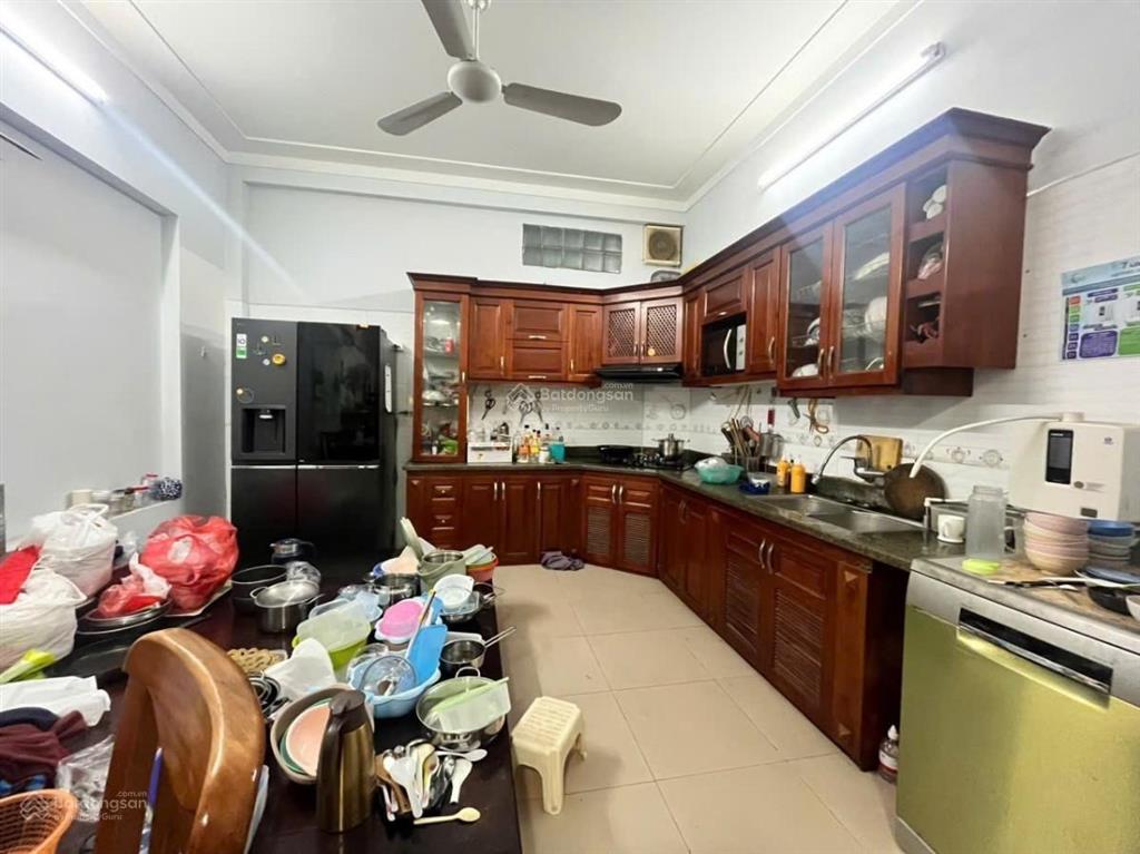 Nhà ngõ 192 kim giang. diện tích 57m2. hai thoáng trước sau. dân xây. giá đẹp 12 tỷ hơn