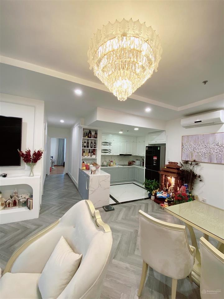 Gia đình cần bán căn 3pn 85m2 tầng trung đẹp dự án phương đông giá chào 7.5 tỷ
