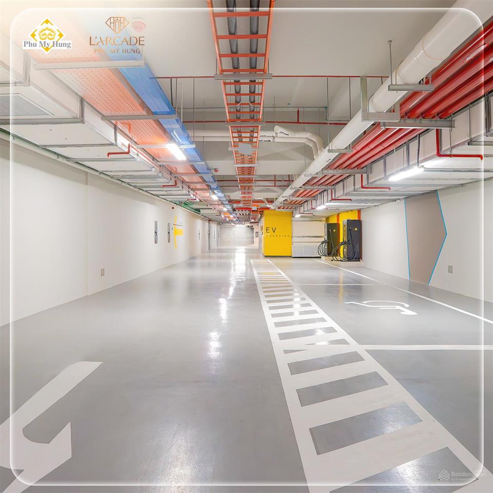 Bán nhà phố mặt tiền duy nhất khu tài chính quốc tế secc góc 3 mặt thoáng tại phú mỹ hưng l'arcade