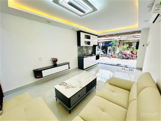 Em cần bán căn tập thể nguyễn chí thanh, chùa láng, tầng 1 , có sân để xe, gần ô tô, 5.x tỷ