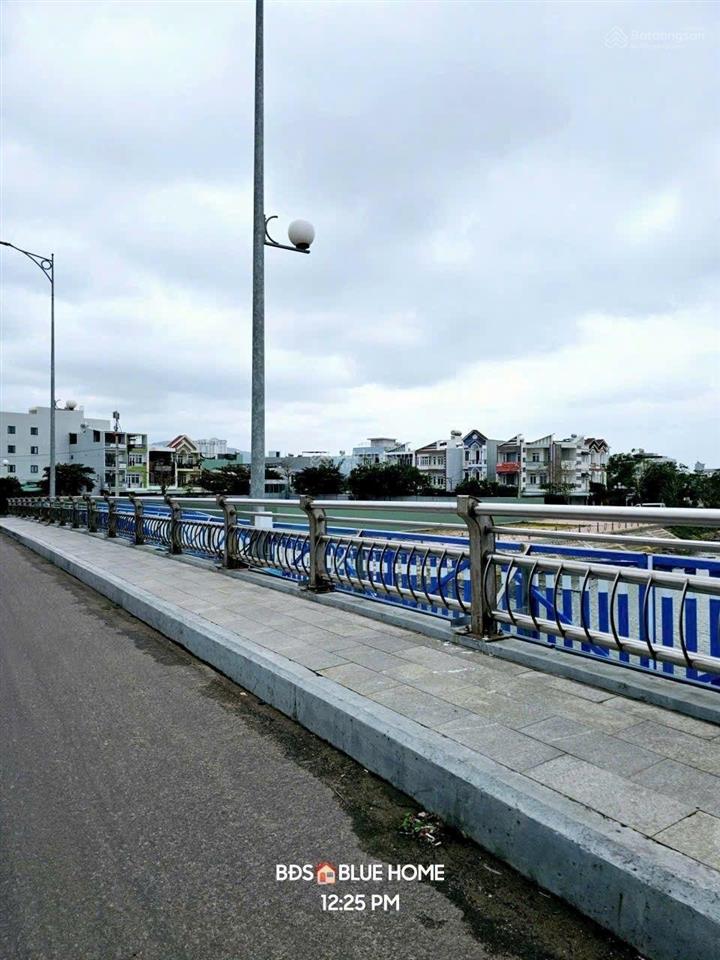 Chính chủ bán nhà mặt tiền phường quy nhơn 62m giá rẻ chỉ 3ty xyz, lộ giới rộng 14m view công viên
