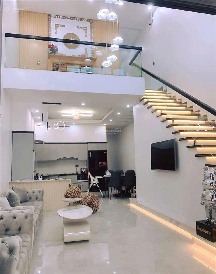 Chính chủ bán nhà mặt tiền phường quy nhơn 62m giá rẻ chỉ 3ty xyz, lộ giới rộng 14m view công viên