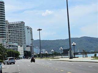 (hím ngon)bán nhà mặt tiền cách biển xuân diệu quy nhơn chỉ 30m, dt 73m ngang đẹp 5,5m, lộ giới 14m