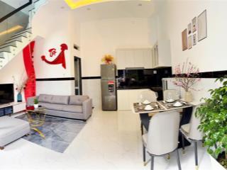 Bán nhà 3 tầng phường ngô mây biển đại học quy nhơn, giá êm 2 tỷ 7xz, gần chợ khu 6, quảng trường